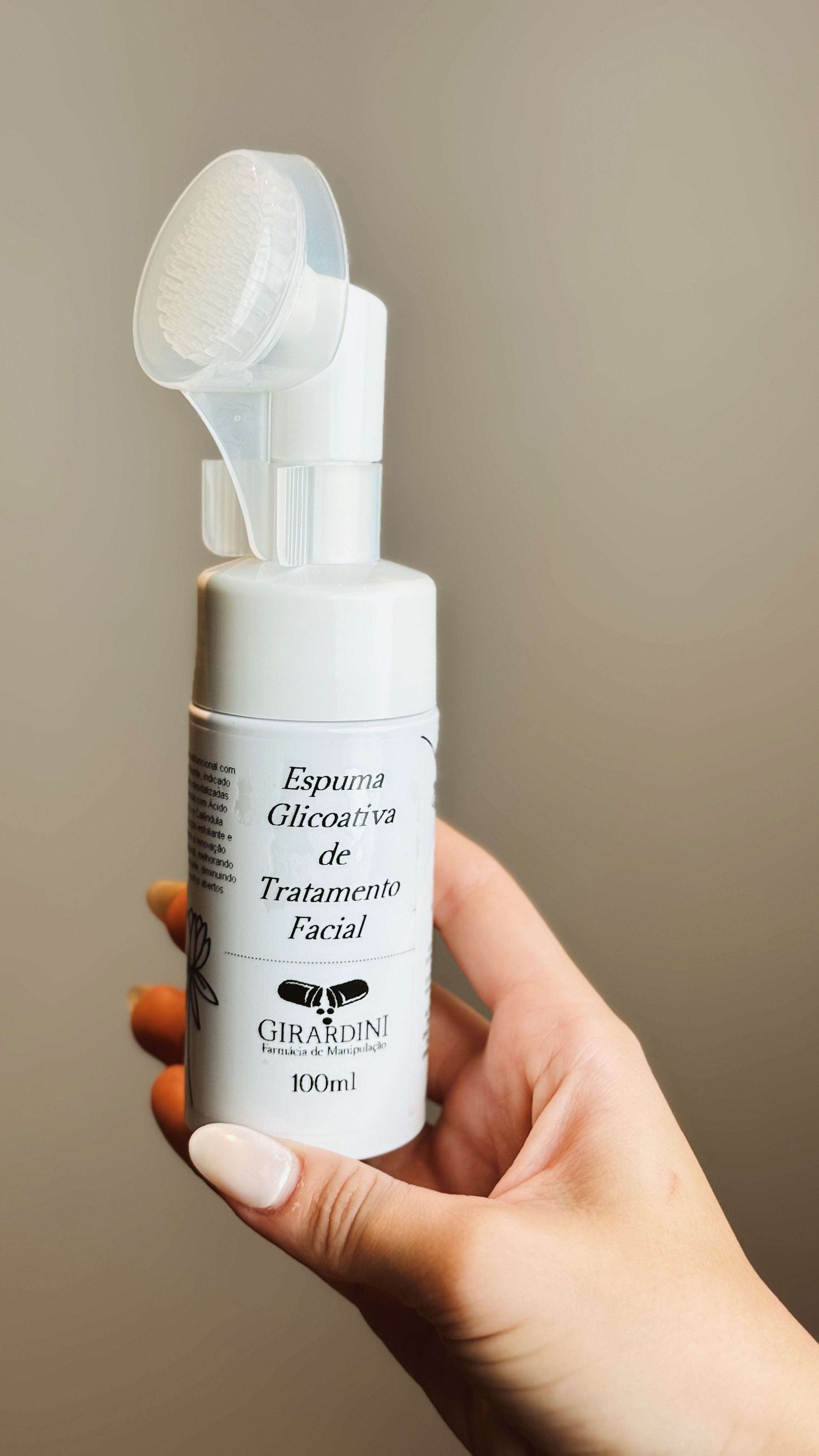 Espuma de Limpeza Facial Glicoativa C/ Esponja